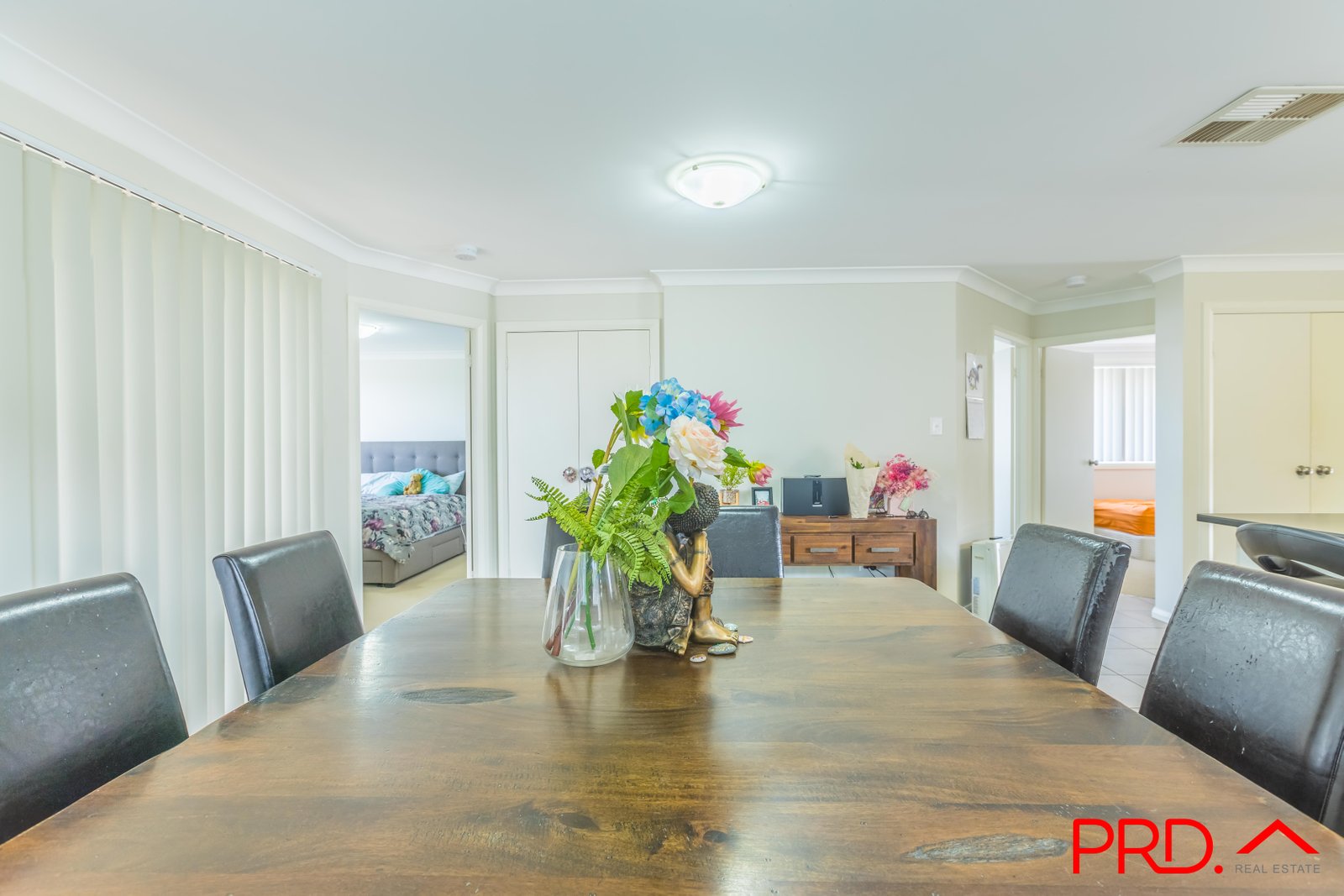 16 Tulipwood Crescent TAMWORTH 8