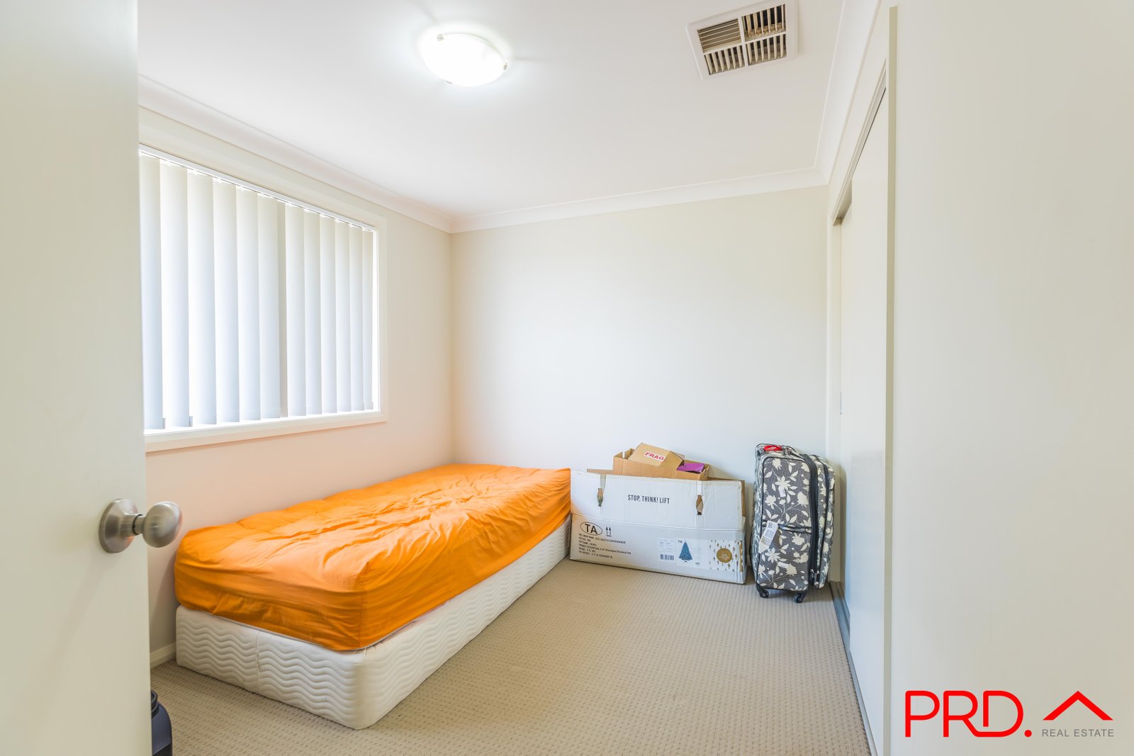 16 Tulipwood Crescent TAMWORTH 9