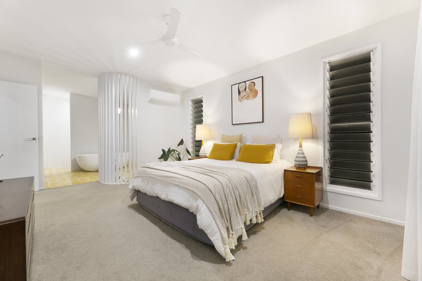 16 Twenty Fourth Avenue PALM BEACH 9