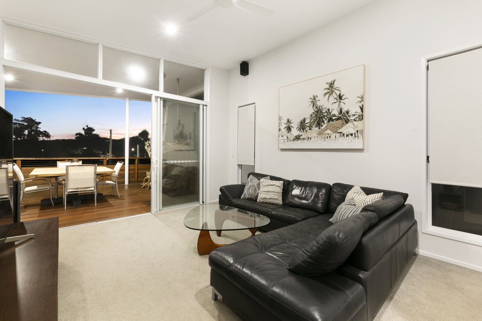 16 Twenty Fourth Avenue PALM BEACH 11