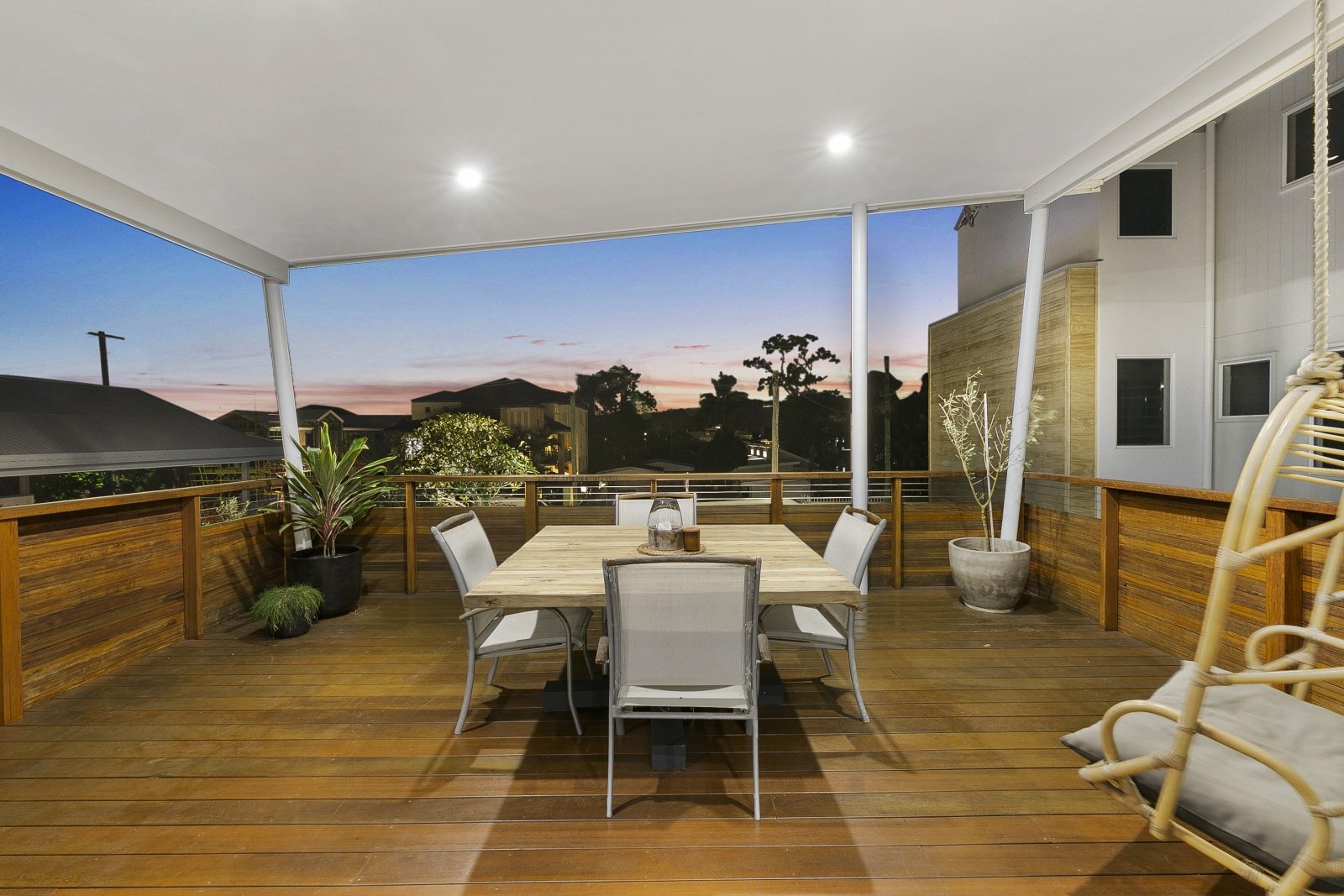 16 Twenty Fourth Avenue PALM BEACH 12