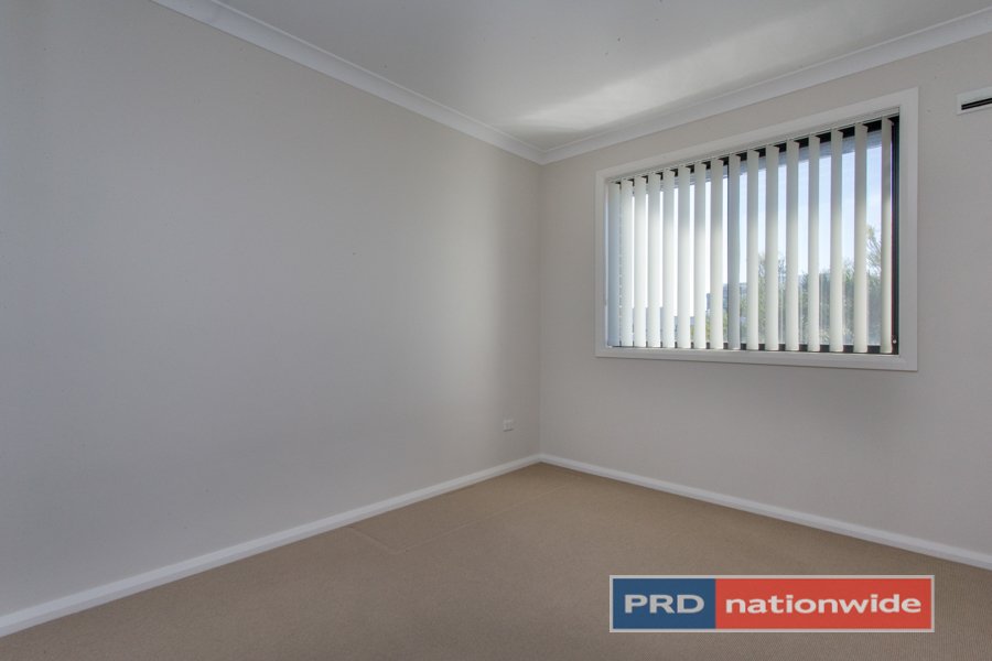 16 Tyler Street JORDAN SPRINGS 12