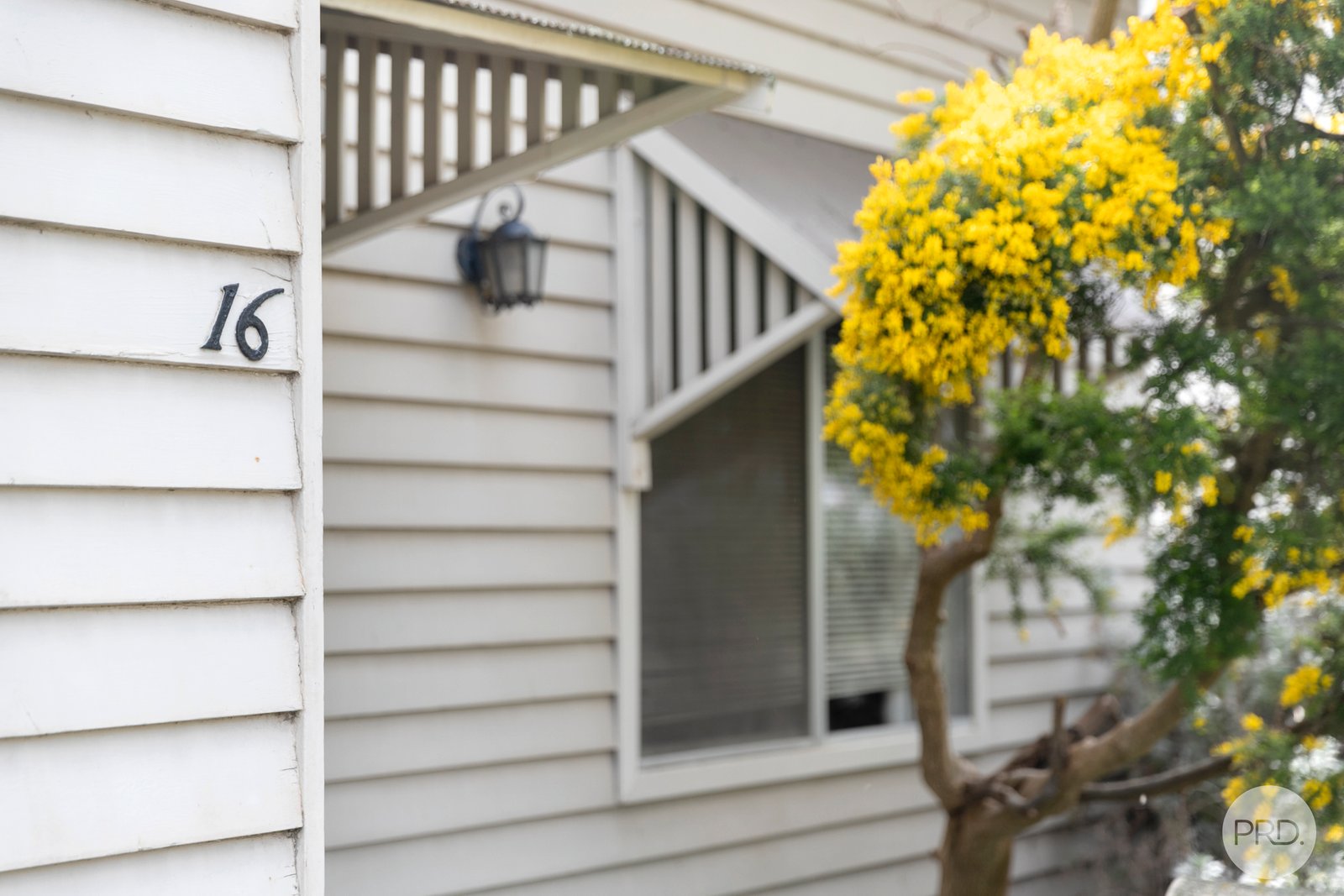 16 Urquhart Street BALLARAT CENTRAL 2