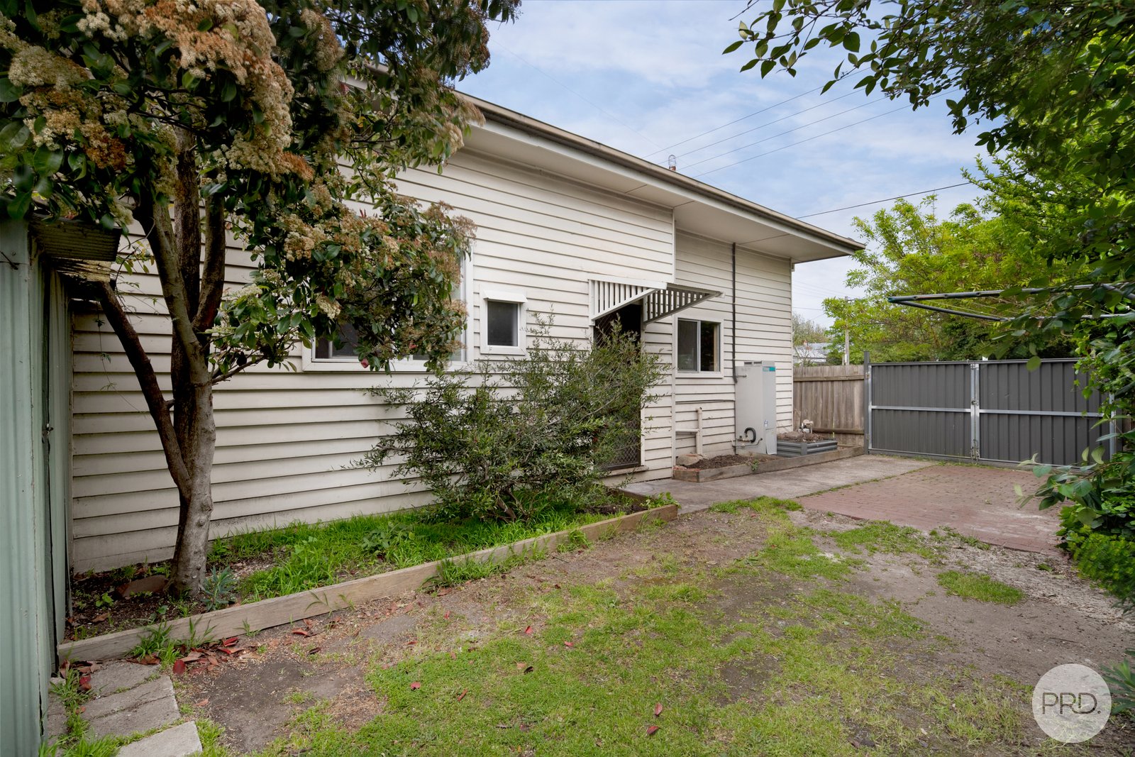 16 Urquhart Street BALLARAT CENTRAL 9