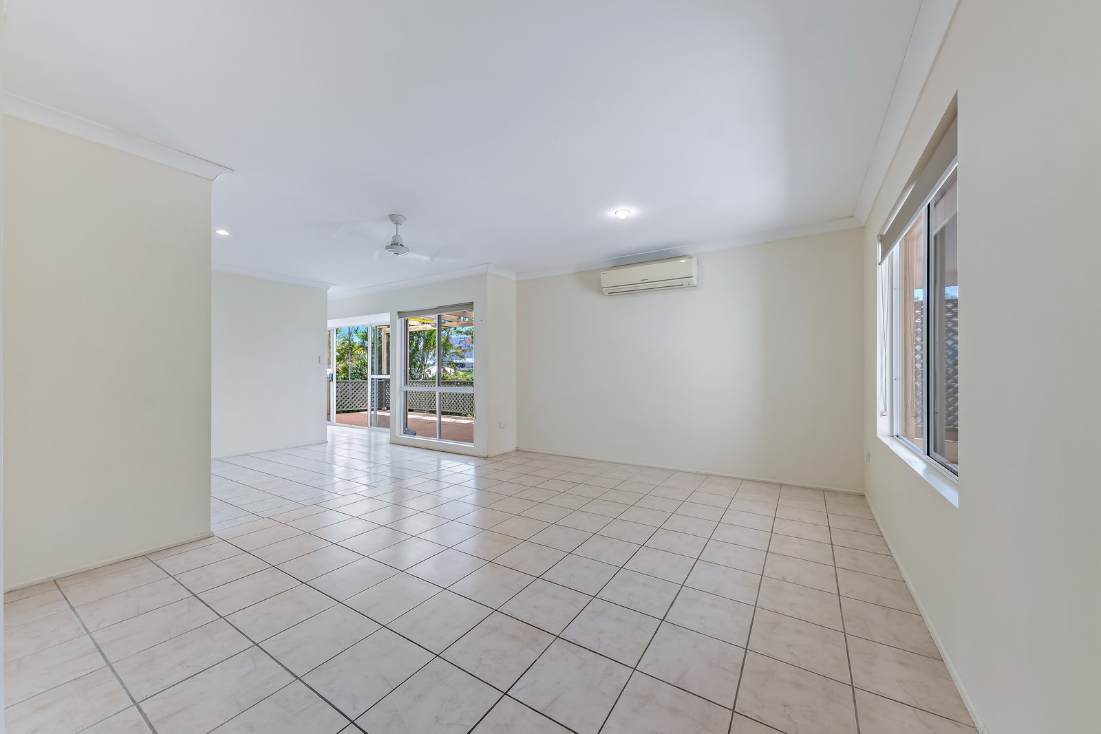 16 Valley Drive CANNONVALE 5