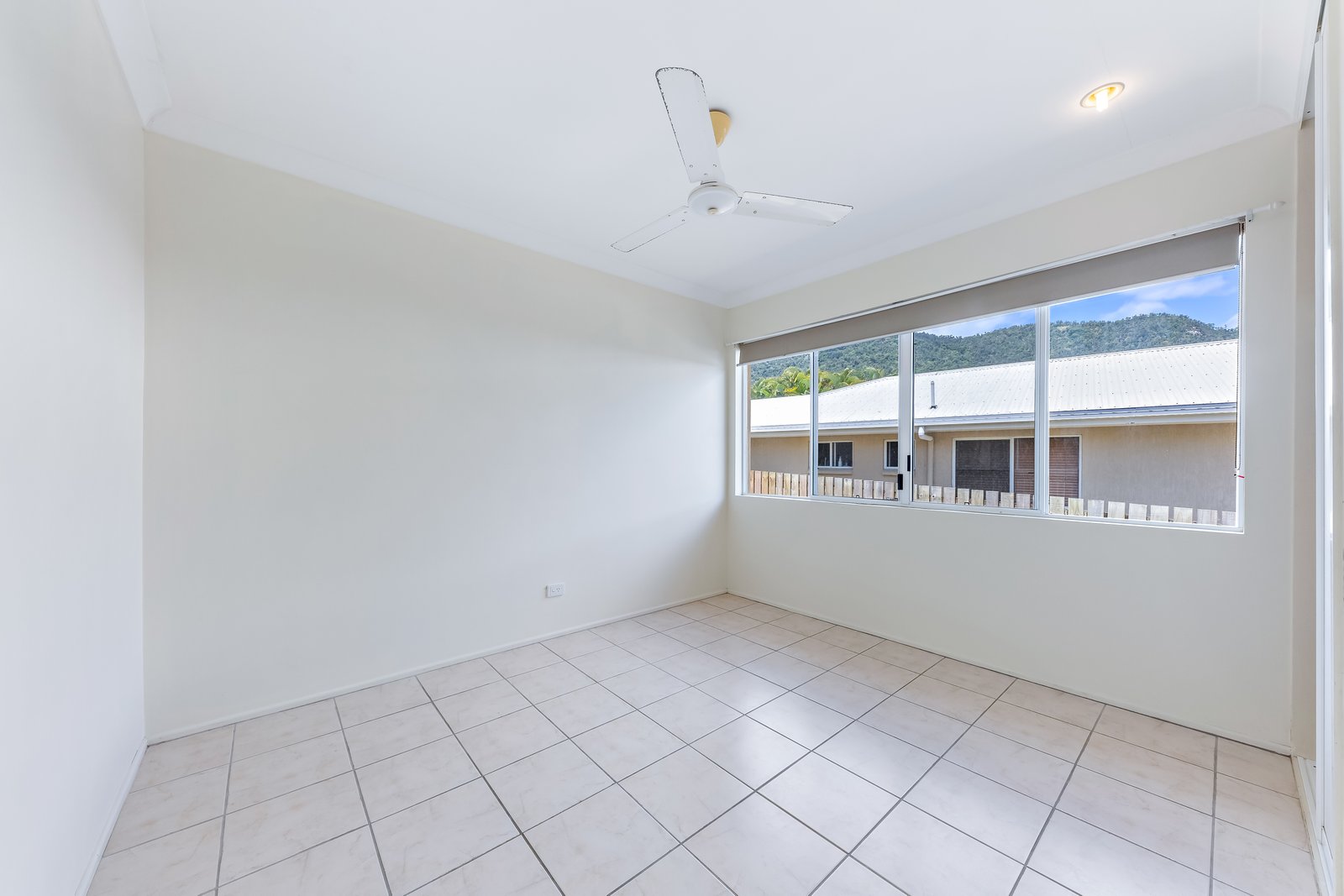 16 Valley Drive CANNONVALE 9