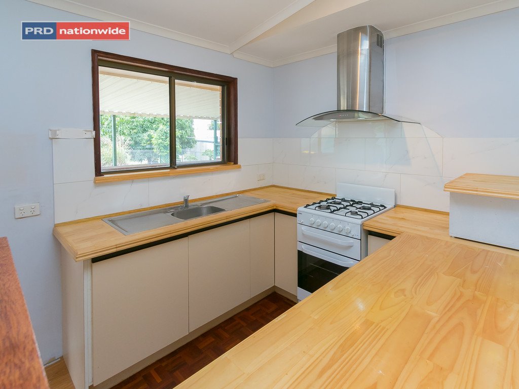 16 Vanda Street URANGAN 10