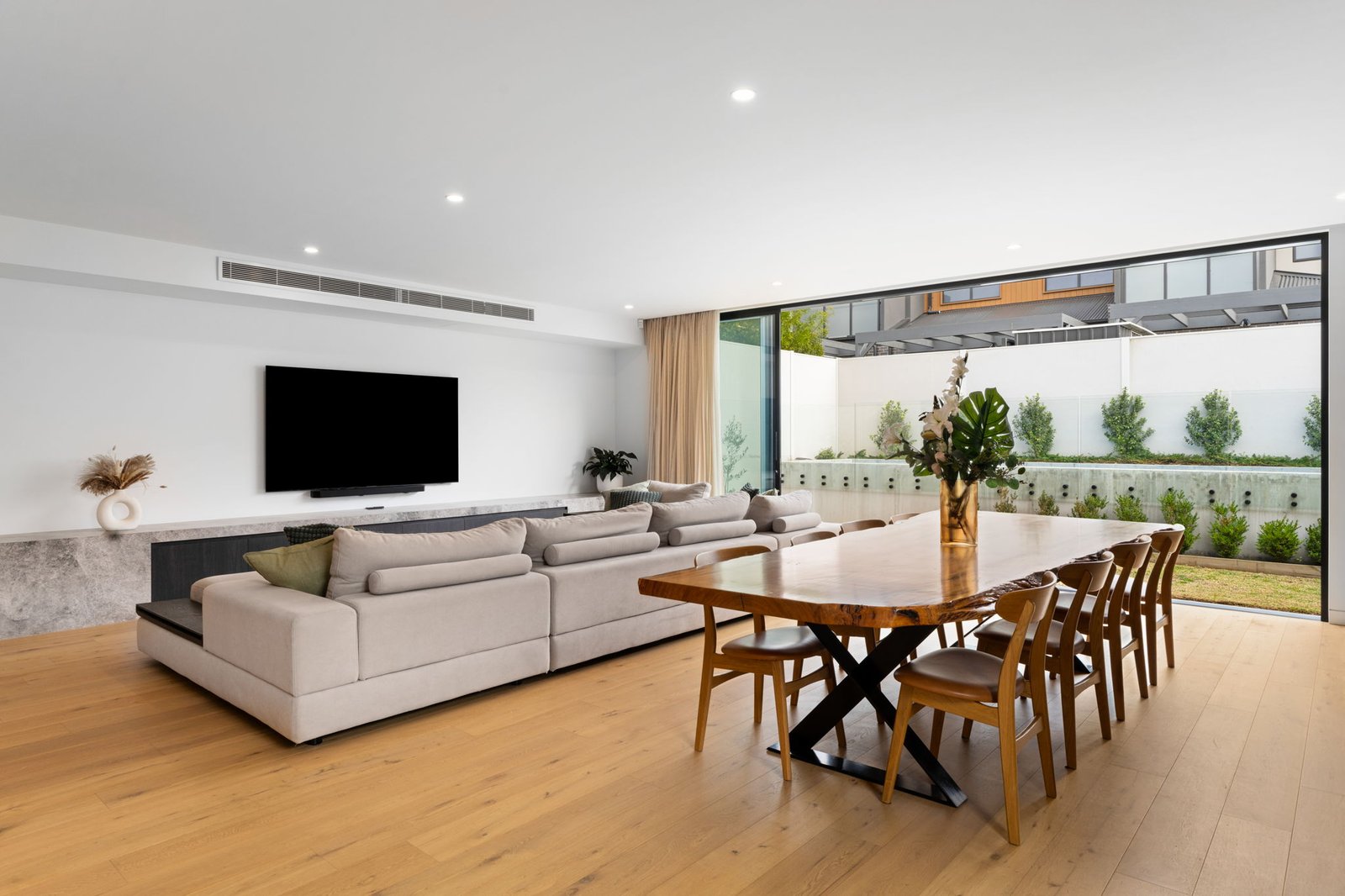 Gallery: 16 Vernier Street