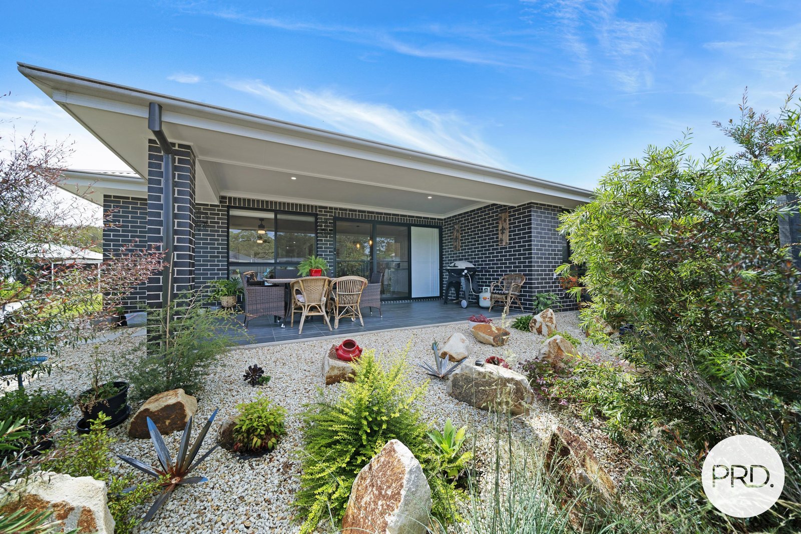 16 Vernon Circuit KEW 17