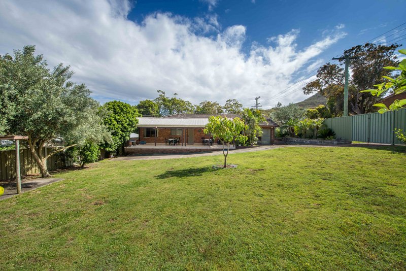 16 Verona Road SHOAL BAY 11