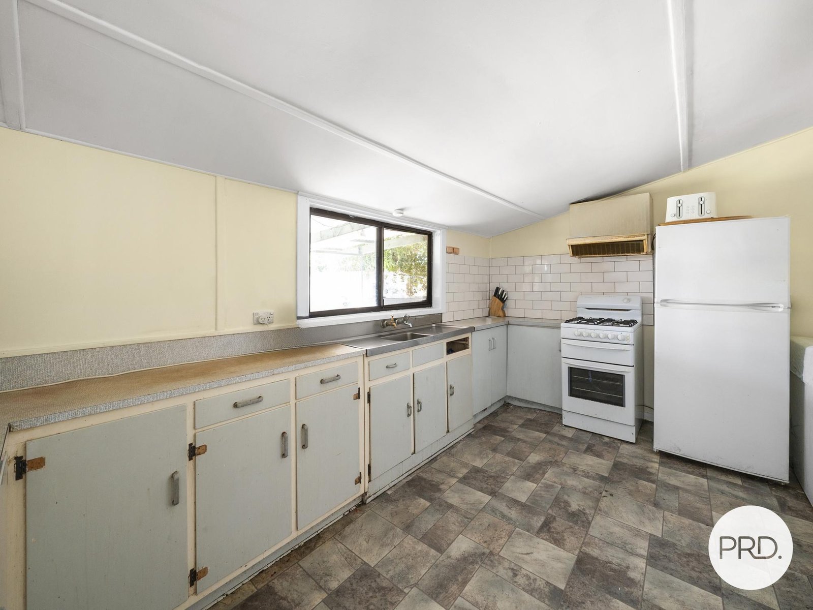 16 Victoria Street SEYMOUR 3