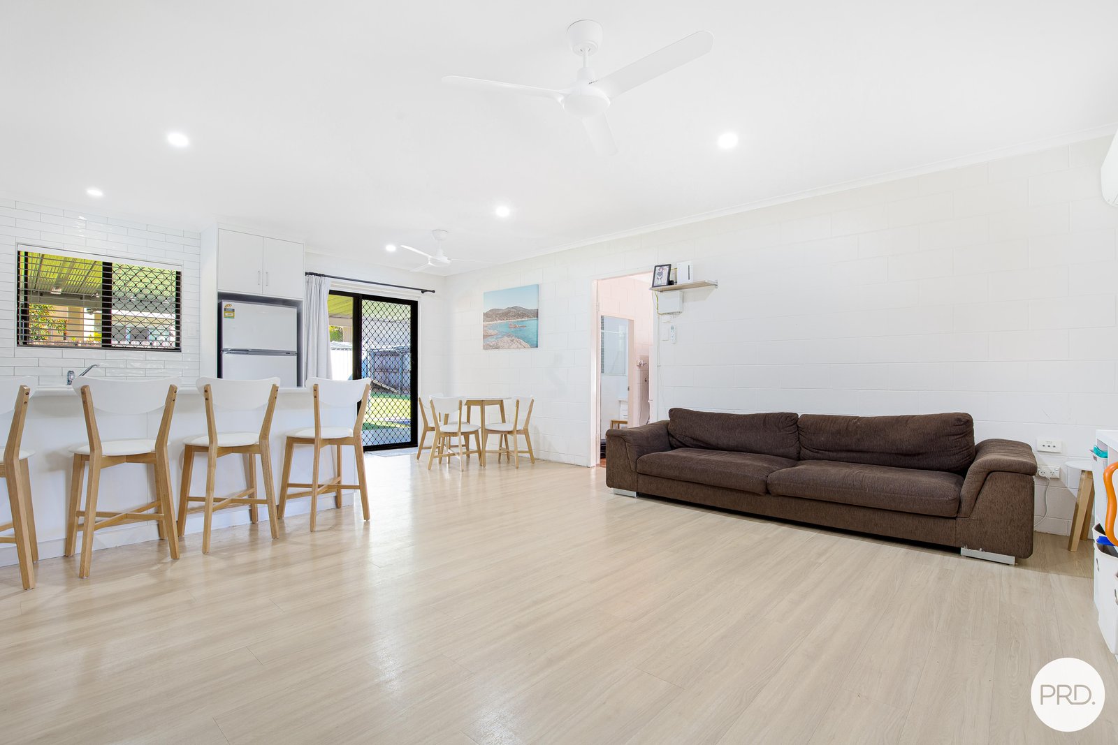 16 Volute Street SHOAL POINT 4