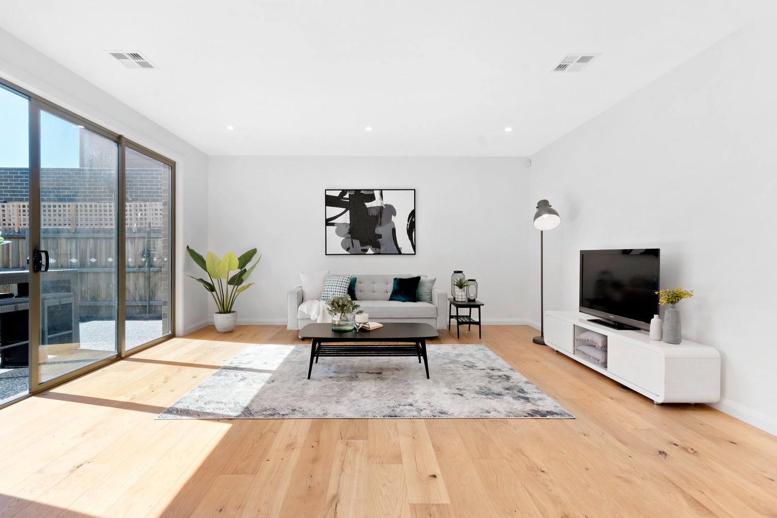 Gallery: 16 Walkers Road