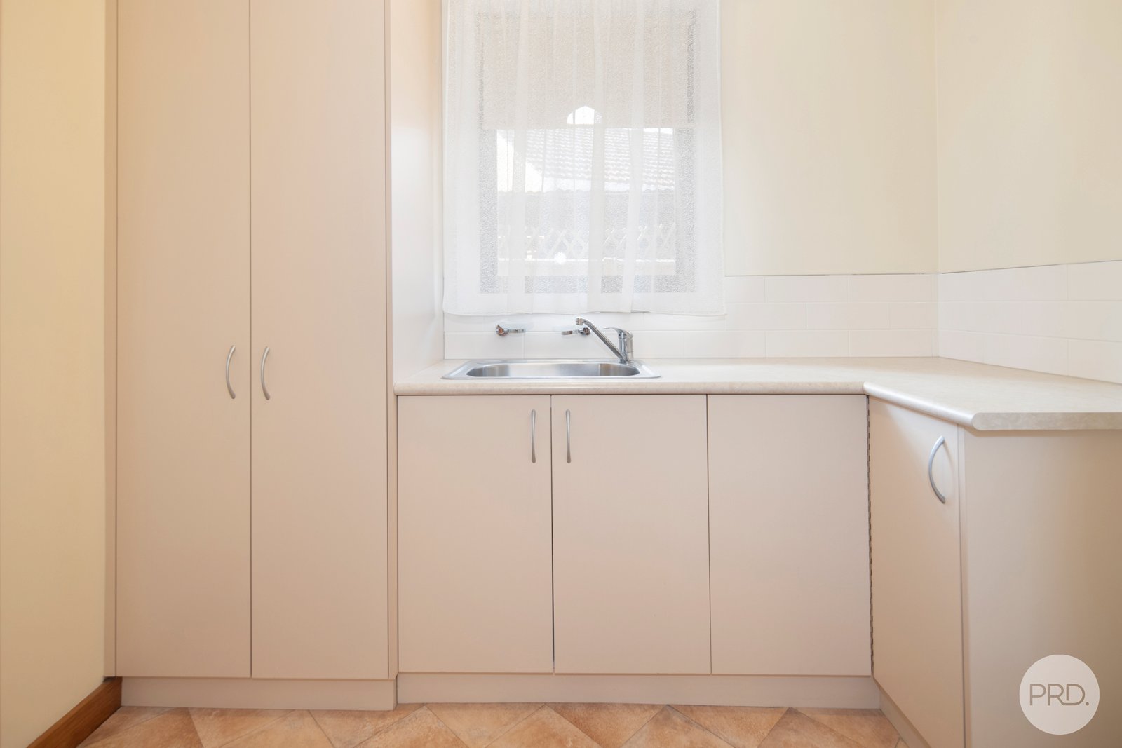 16 Waller Avenue NEWINGTON 11