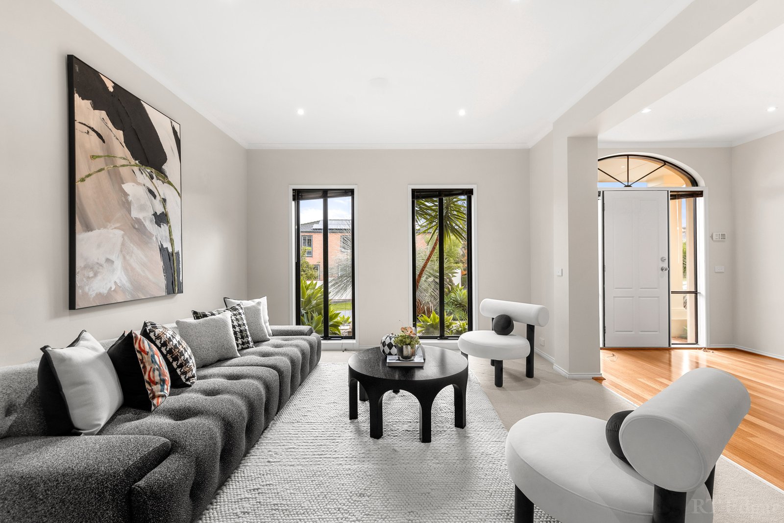 Real Estate and Property in 16 Wallingford Place, Rowville, VIC