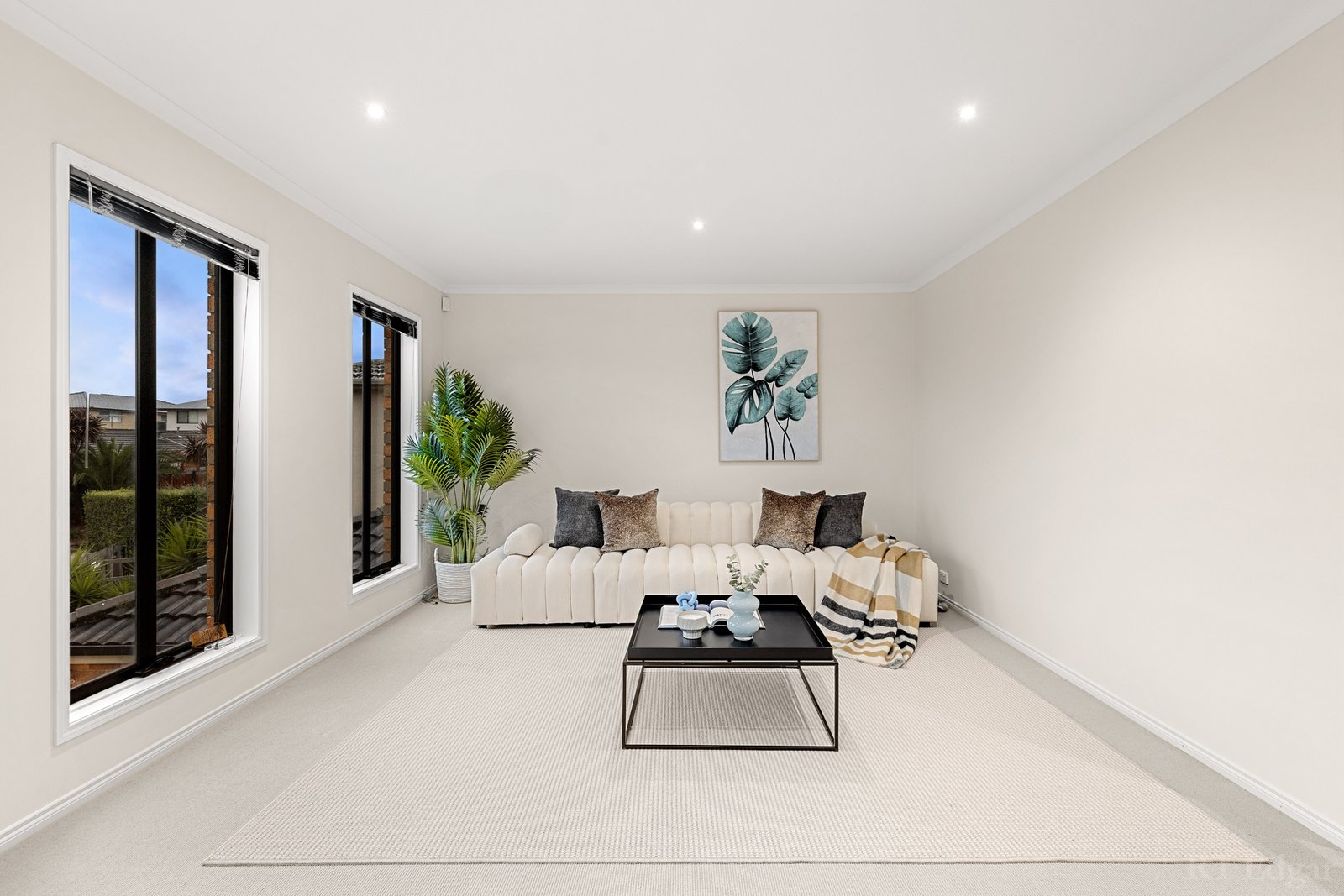 Real Estate and Property in 16 Wallingford Place, Rowville, VIC