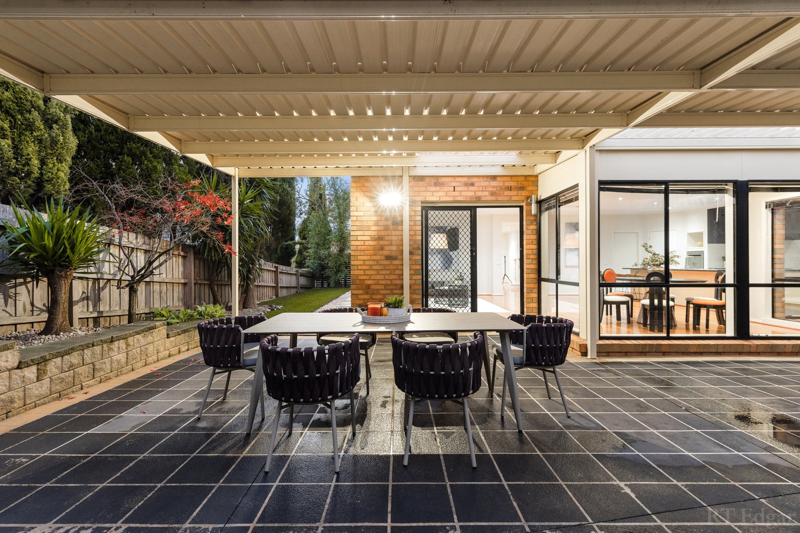 Real Estate and Property in 16 Wallingford Place, Rowville, VIC