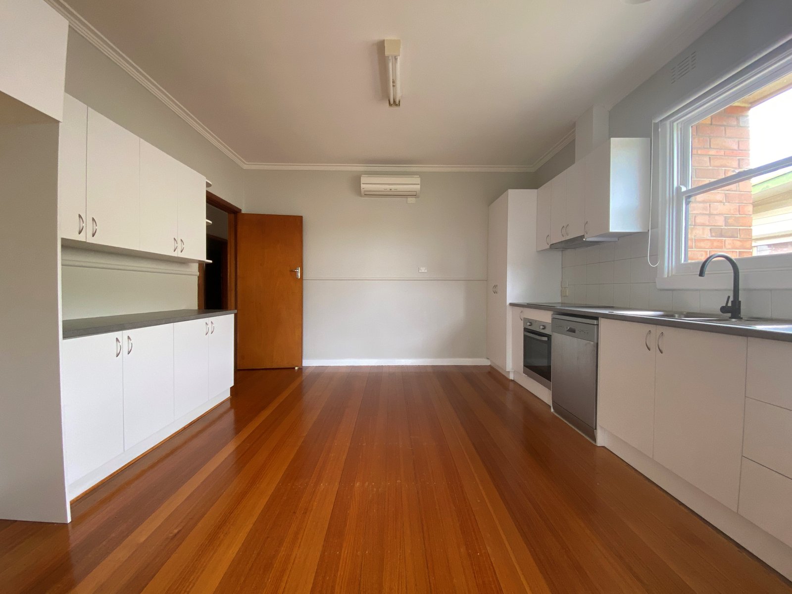 Gallery: 16 Walsgott Street