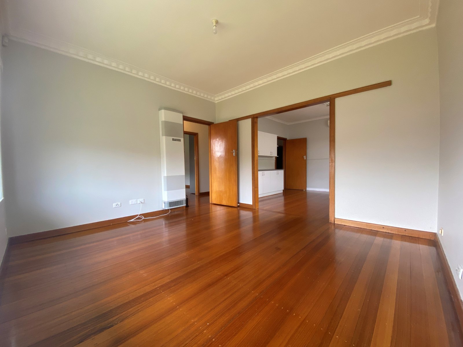 Gallery: 16 Walsgott Street