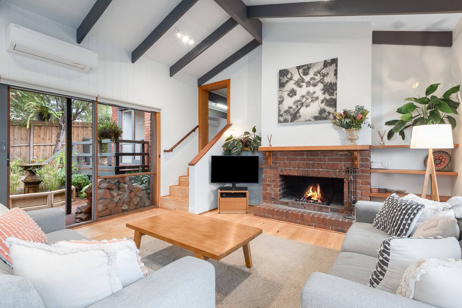 Gallery: 16 Wandana Drive