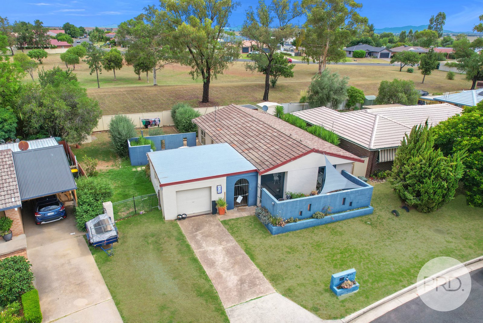 16 Waree Drive TAMWORTH 22