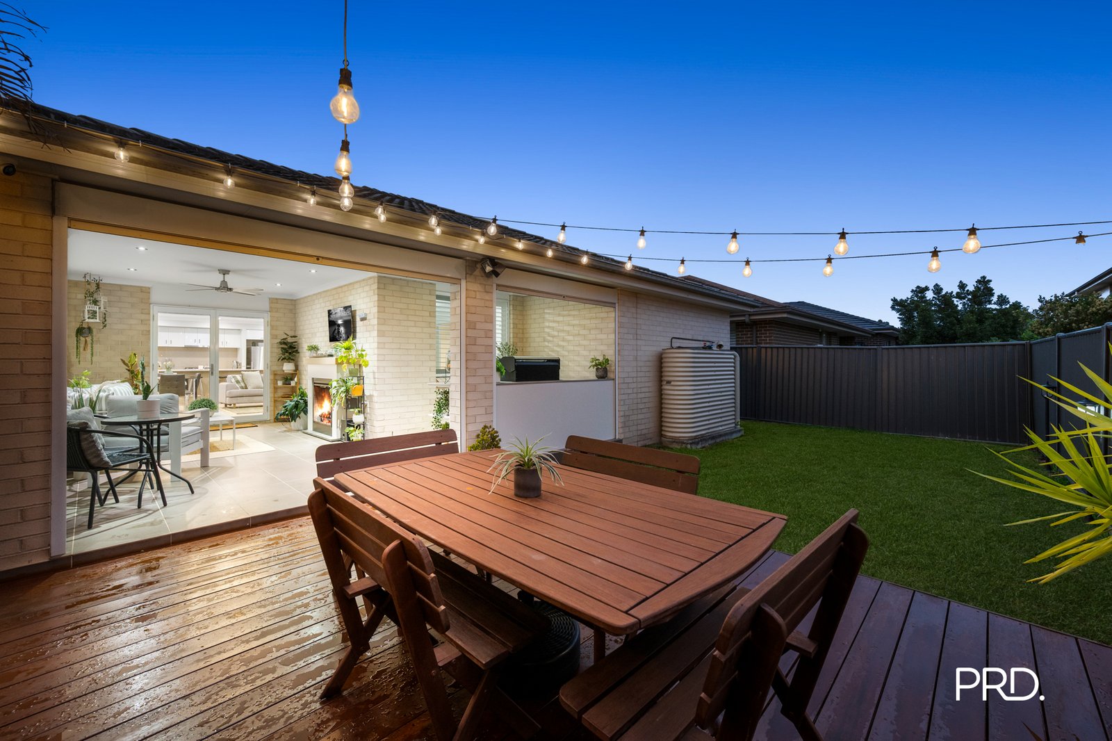 16 Water Gum Drive JORDAN SPRINGS 16