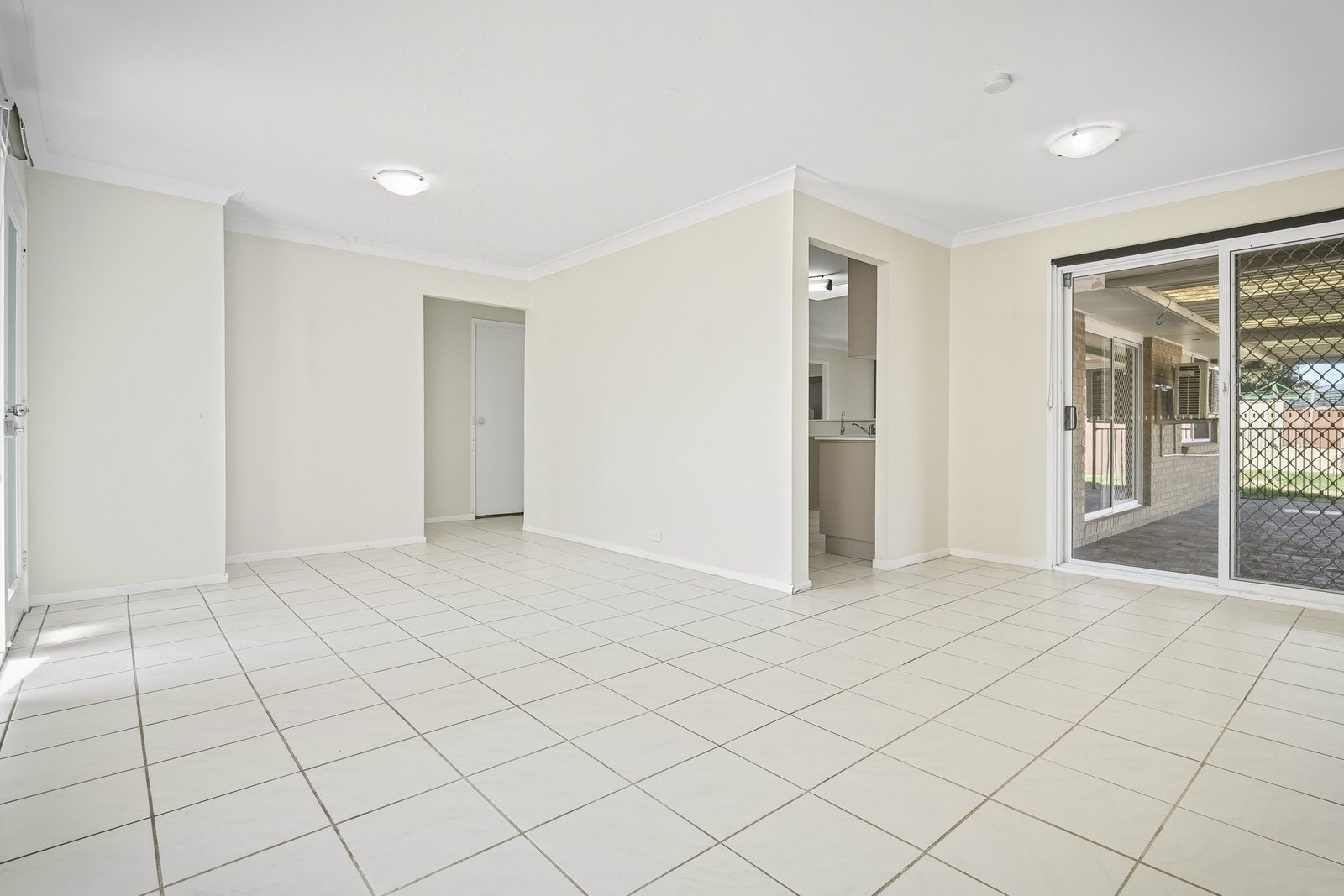16 Waterfall Cres  Cranebrook 3