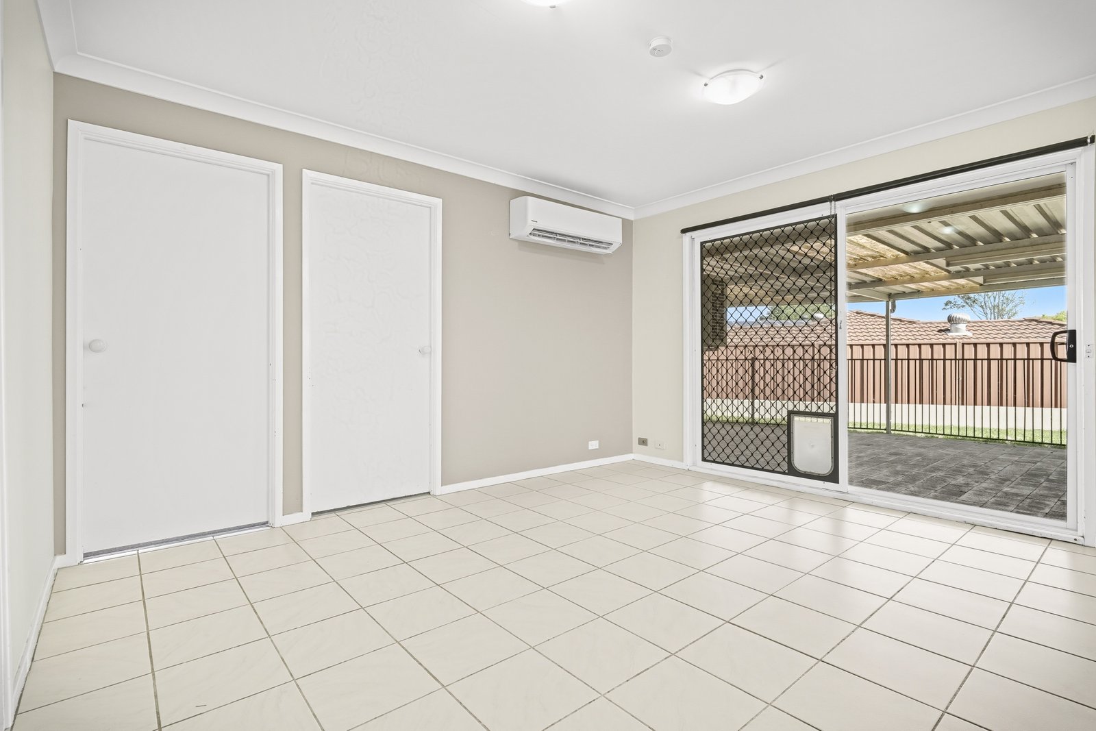 16 Waterfall Cres  Cranebrook 4