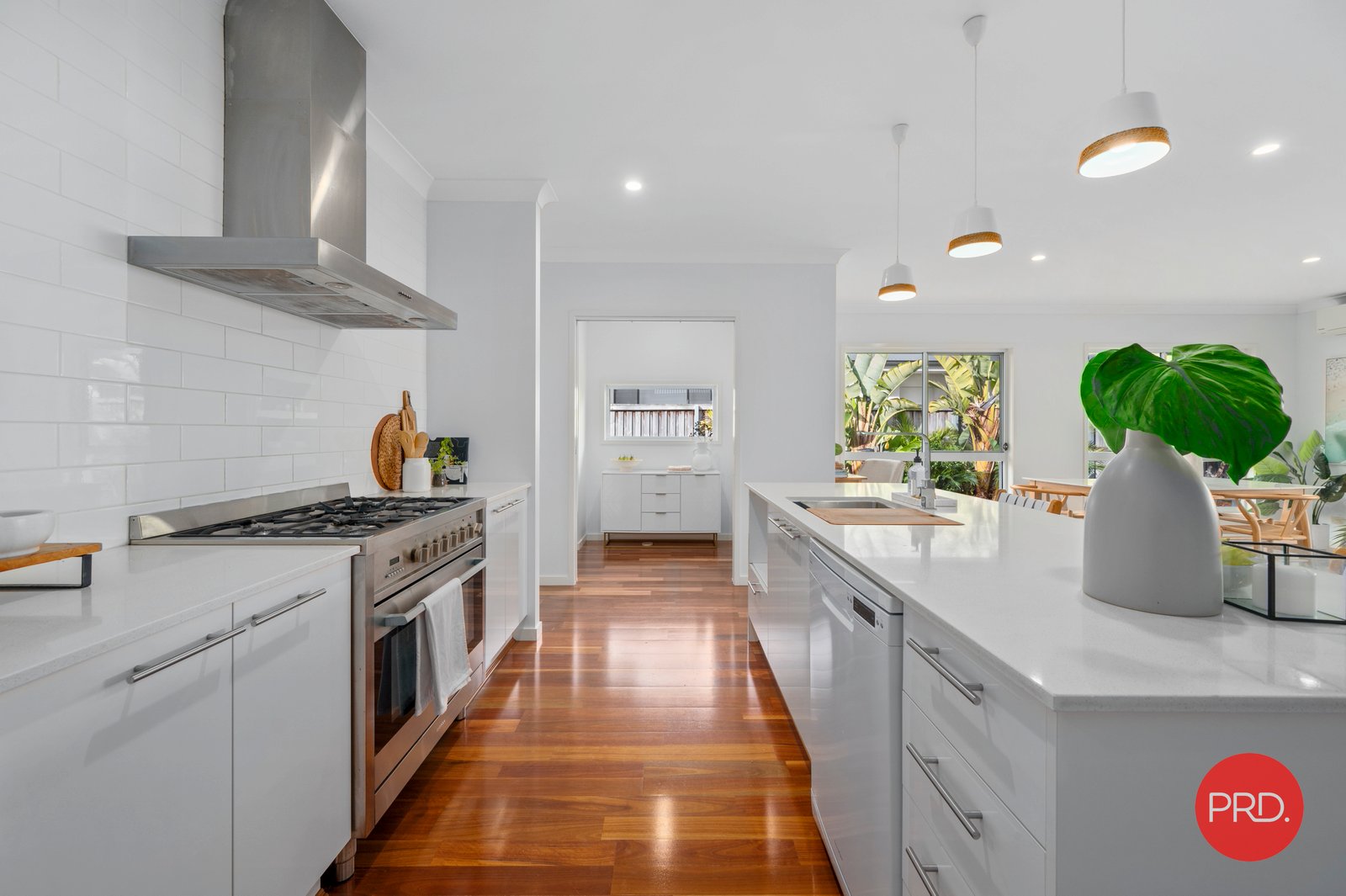 16 Watergum Close SAPPHIRE BEACH 9