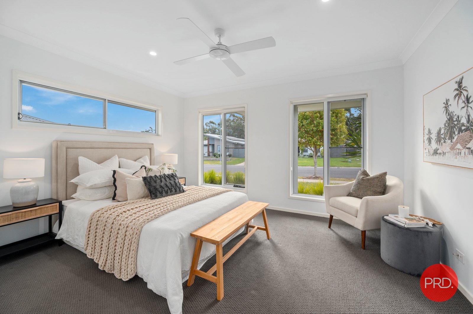 16 Watergum Close SAPPHIRE BEACH 19