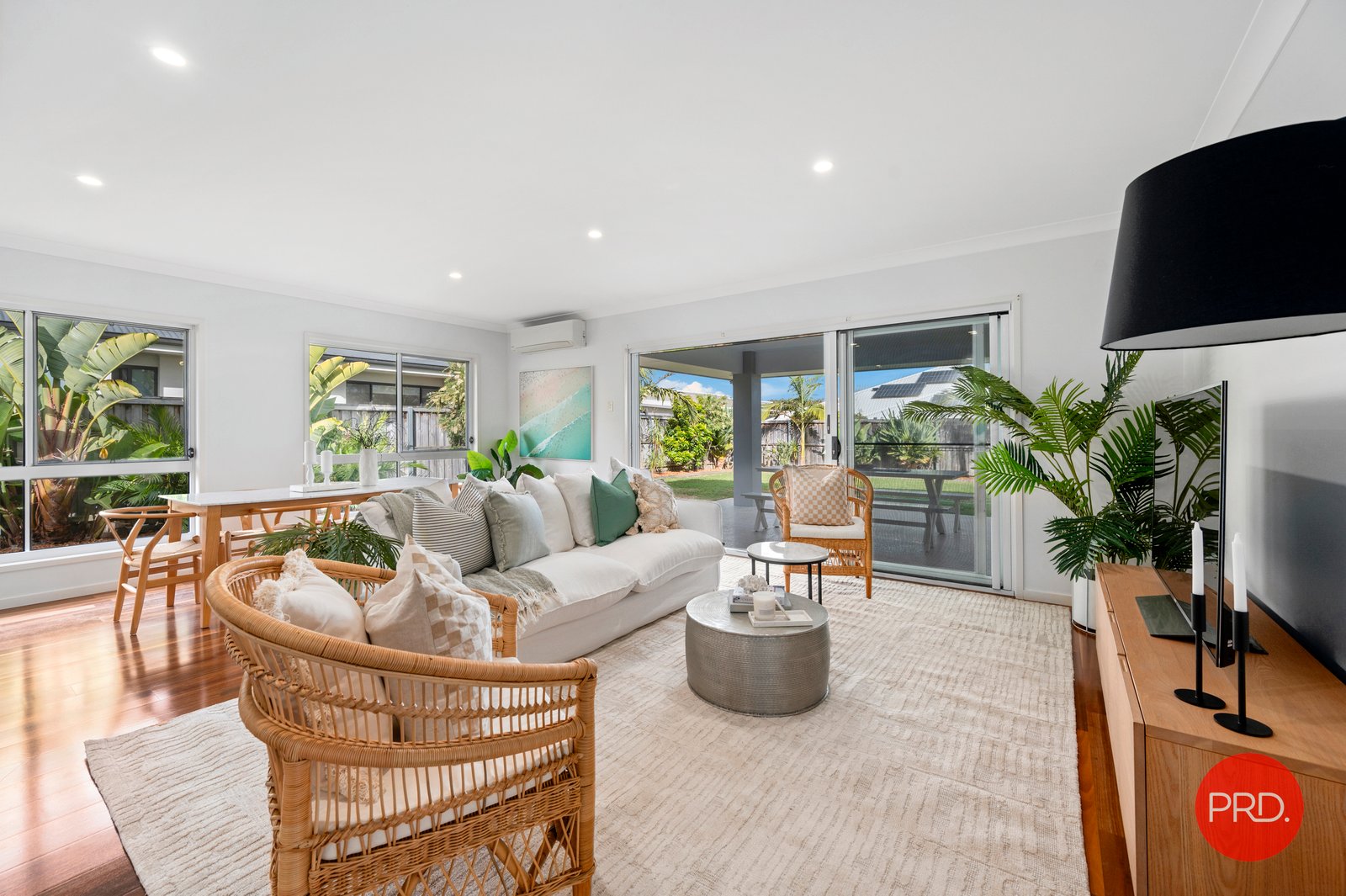 16 Watergum Close SAPPHIRE BEACH 8
