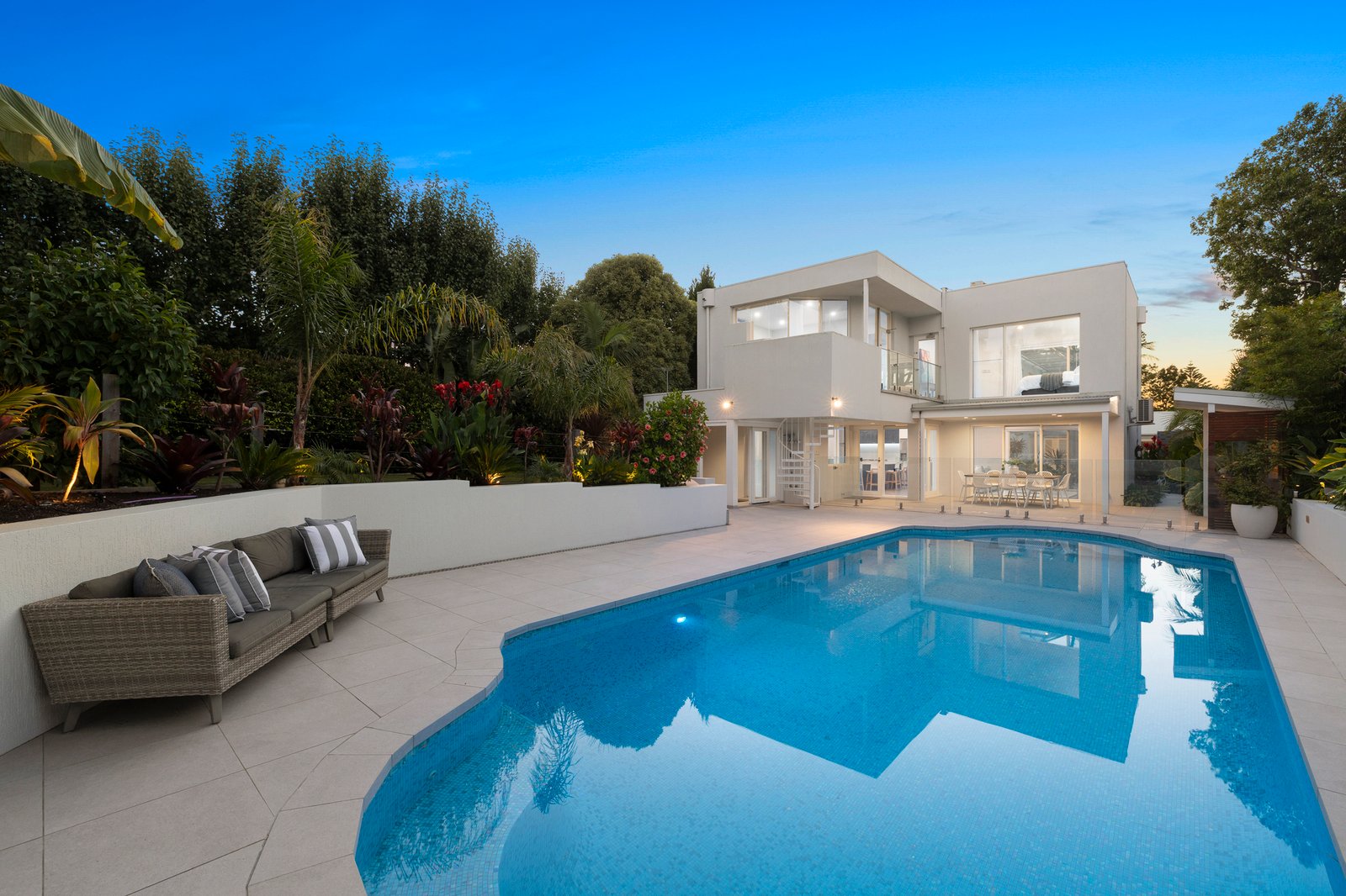 Gallery: 16 Waverly Street