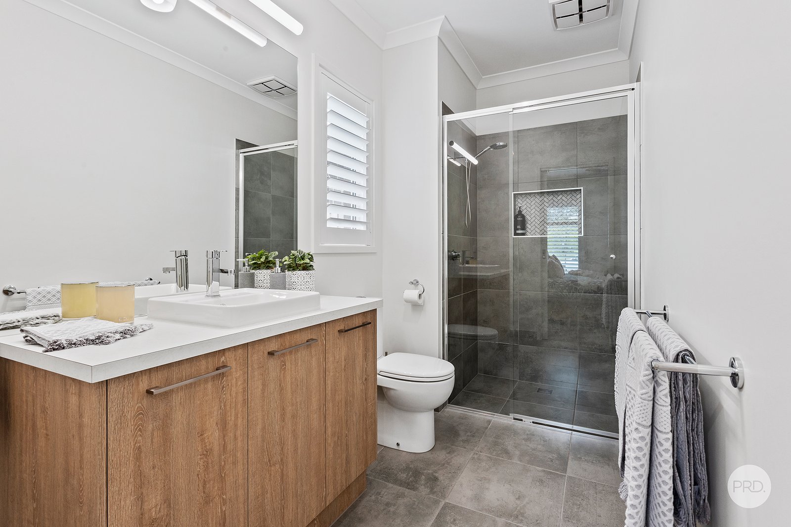 16 Webdon Drive NORTH BENDIGO 7