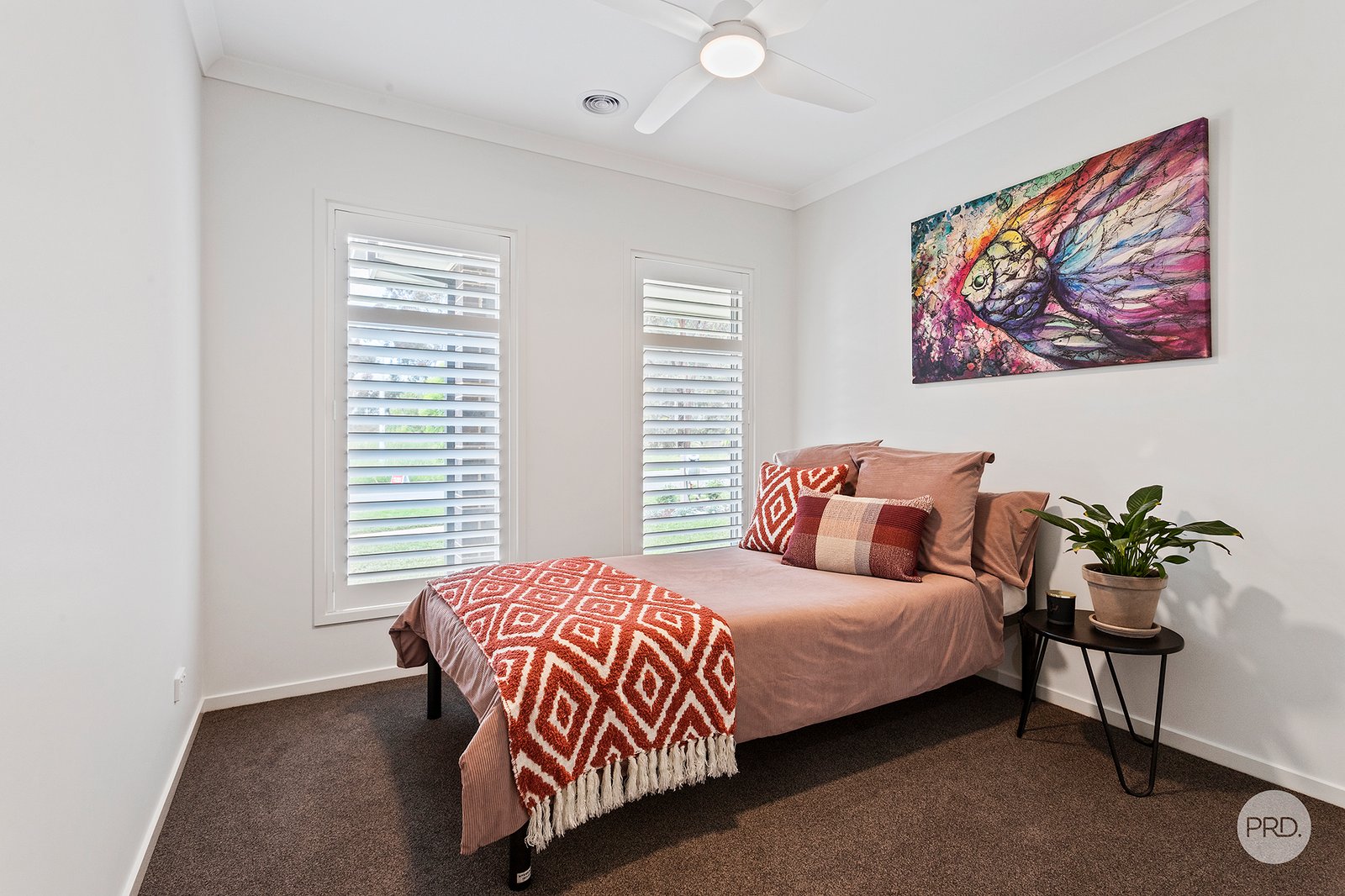 16 Webdon Drive NORTH BENDIGO 8