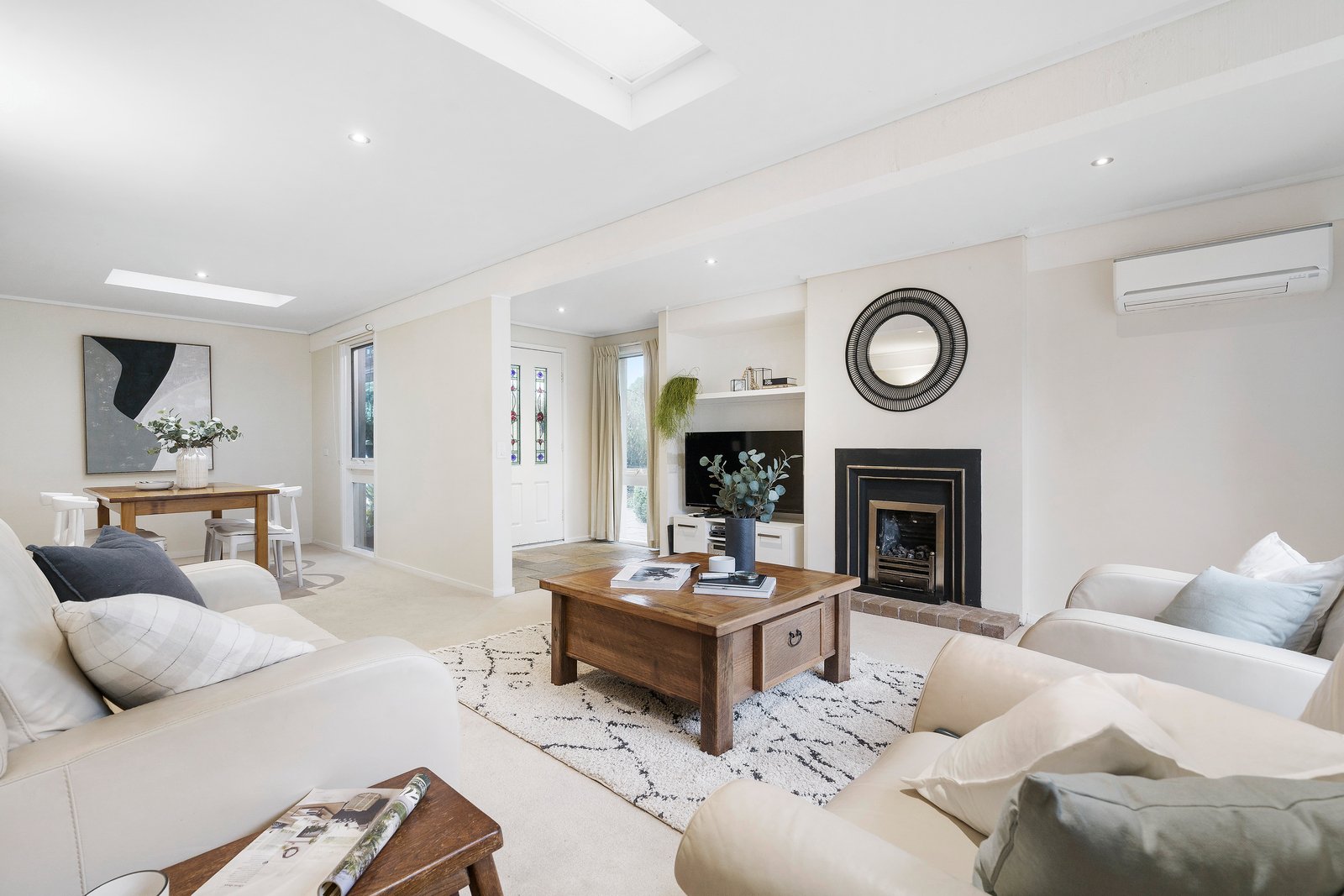Real Estate and Property in 16 Wellesley Road, Ringwood North, VIC