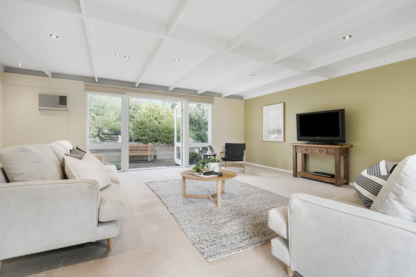 Real Estate and Property in 16 Wellesley Road, Ringwood North, VIC