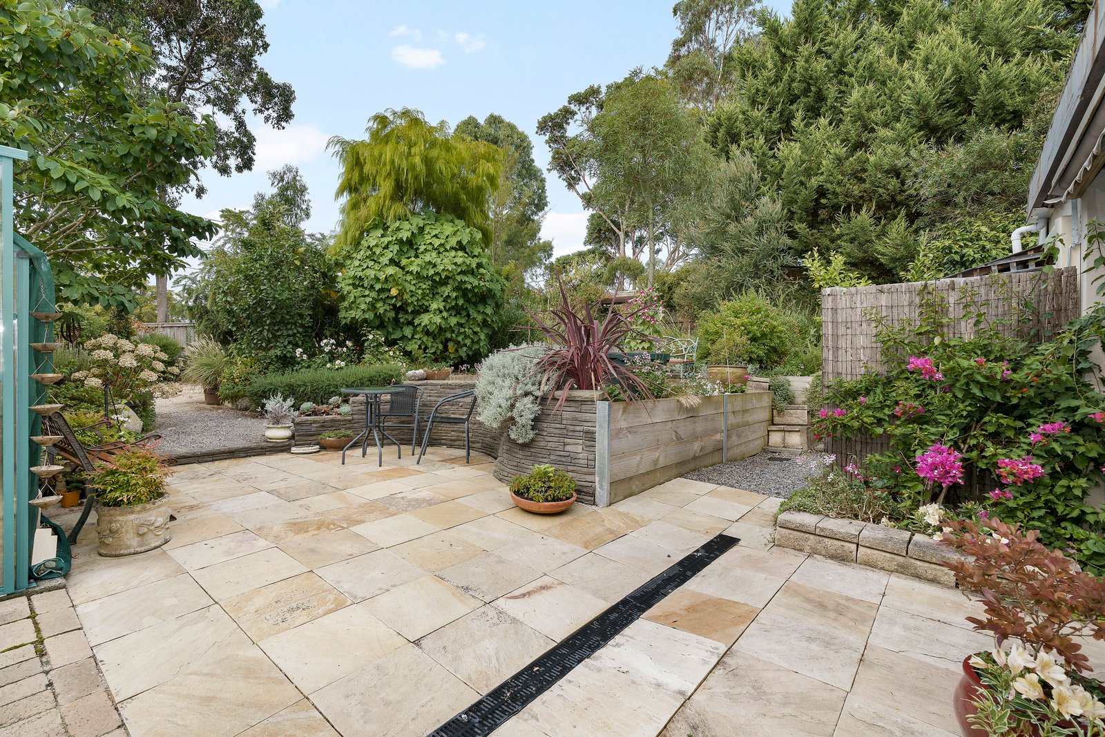 Real Estate and Property in 16 Wellesley Road, Ringwood North, VIC