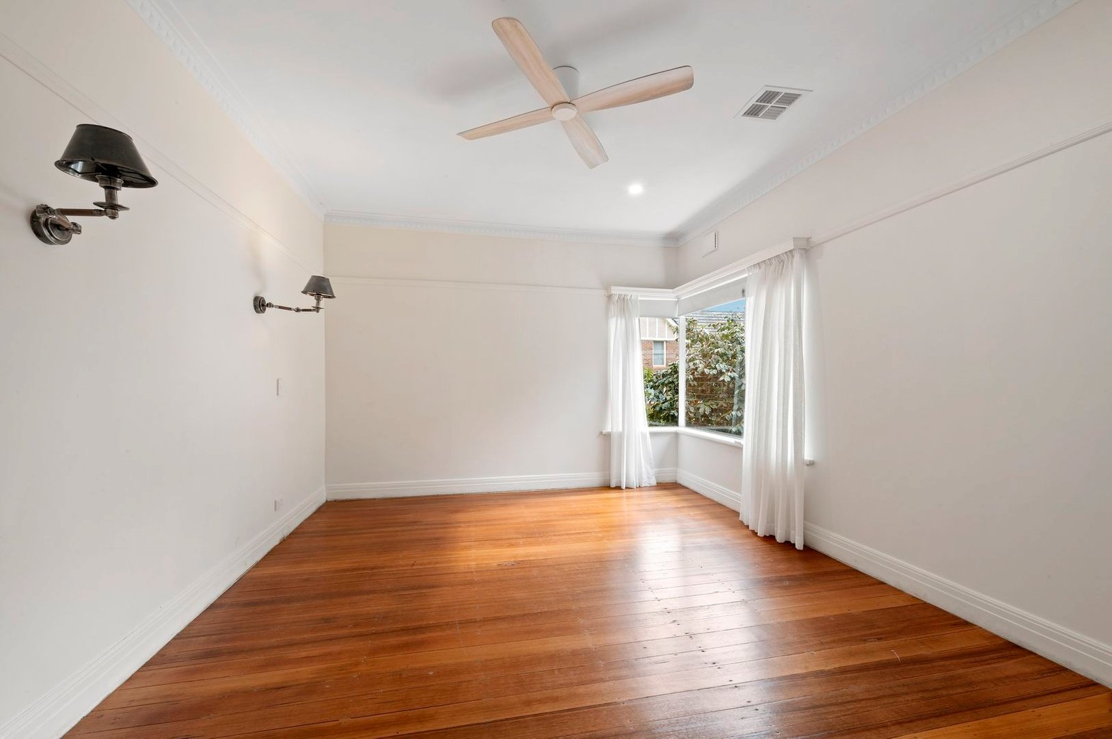 Real Estate and Property in 1/6 Weston Street, Balwyn, VIC