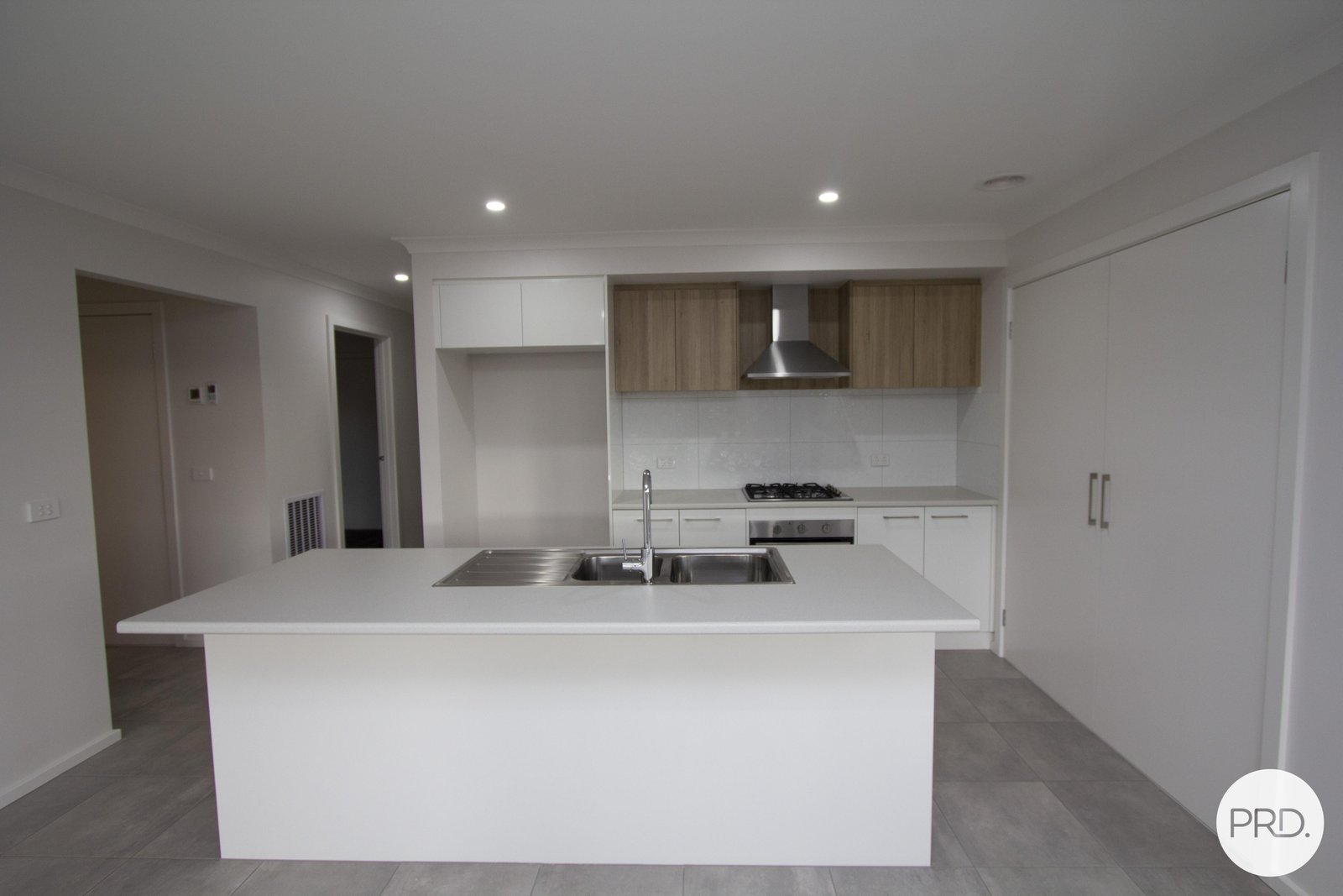 16 White Gum Way WINTER VALLEY 11