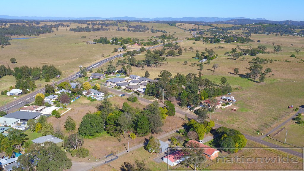 16 Windemere Road LOCHINVAR 7