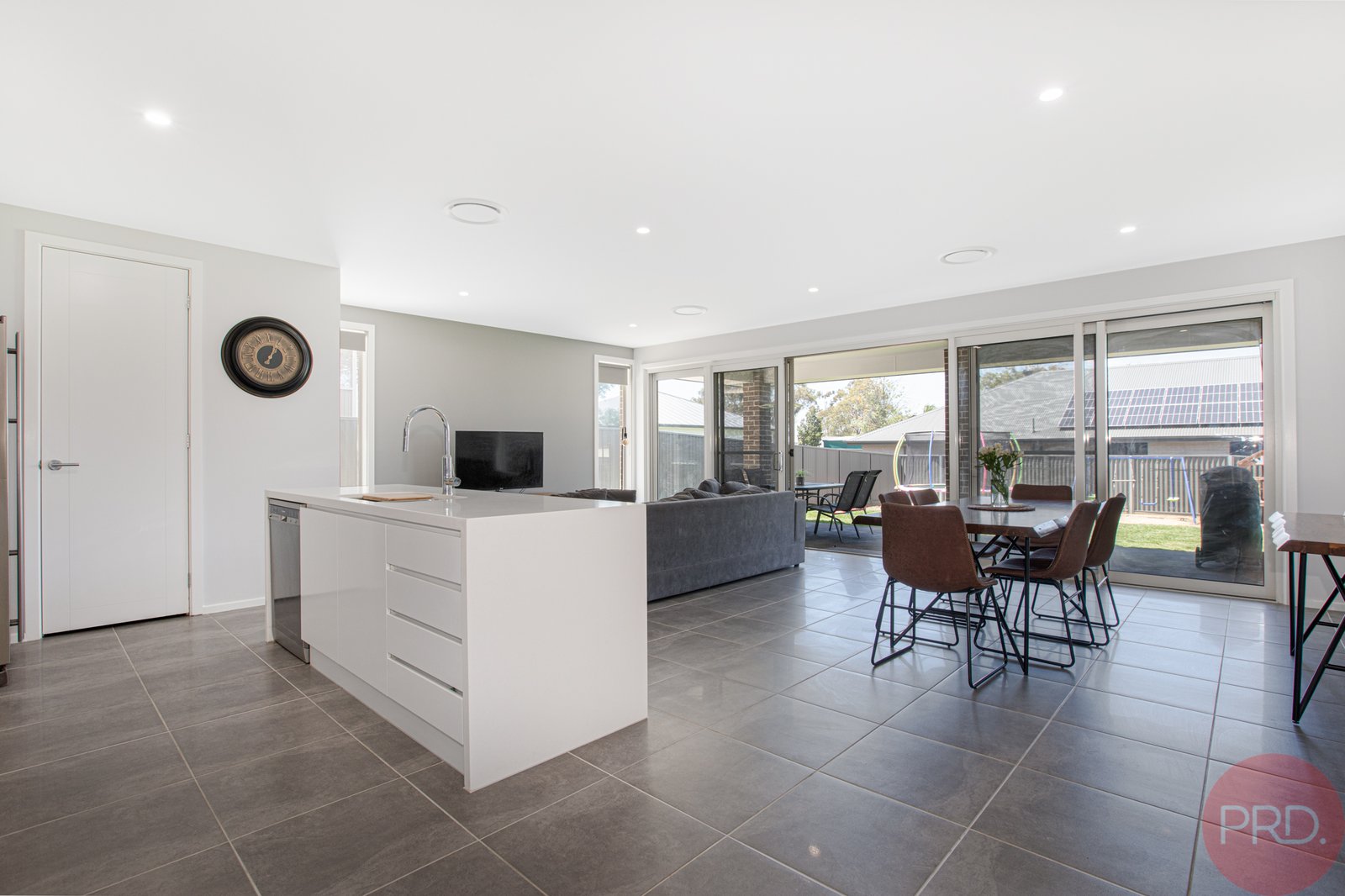 16 Windermere Road LOCHINVAR 5