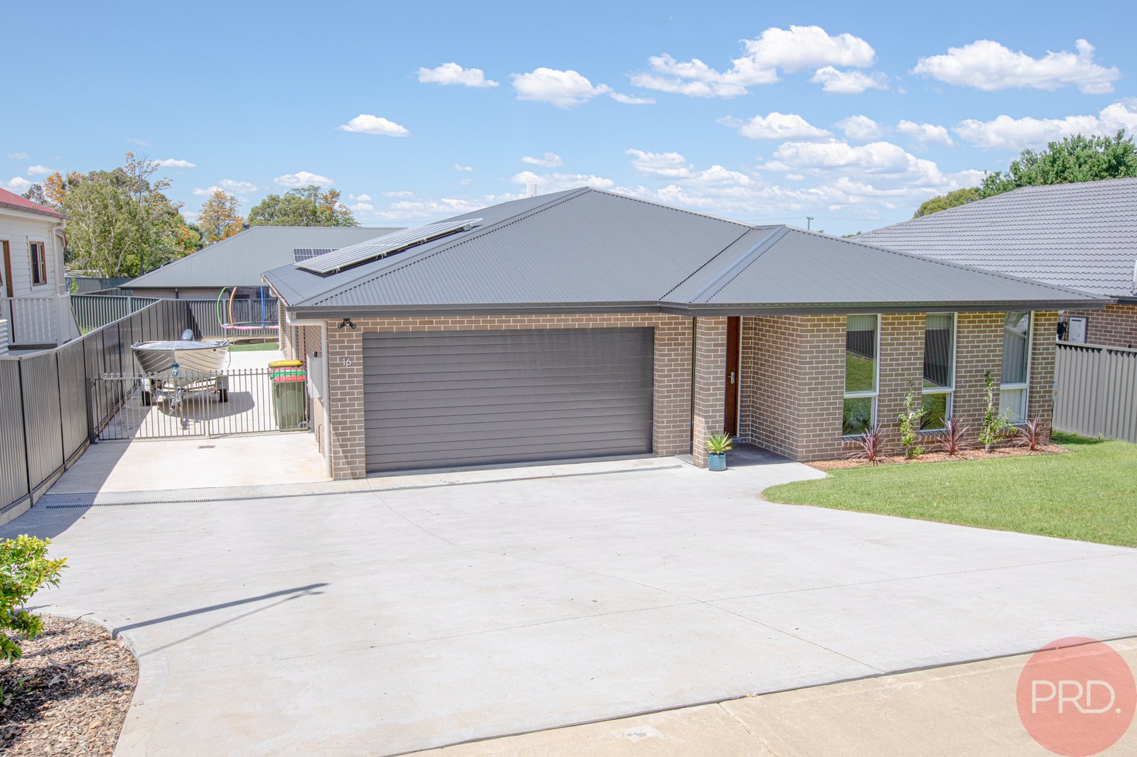 16 Windermere Road LOCHINVAR 16