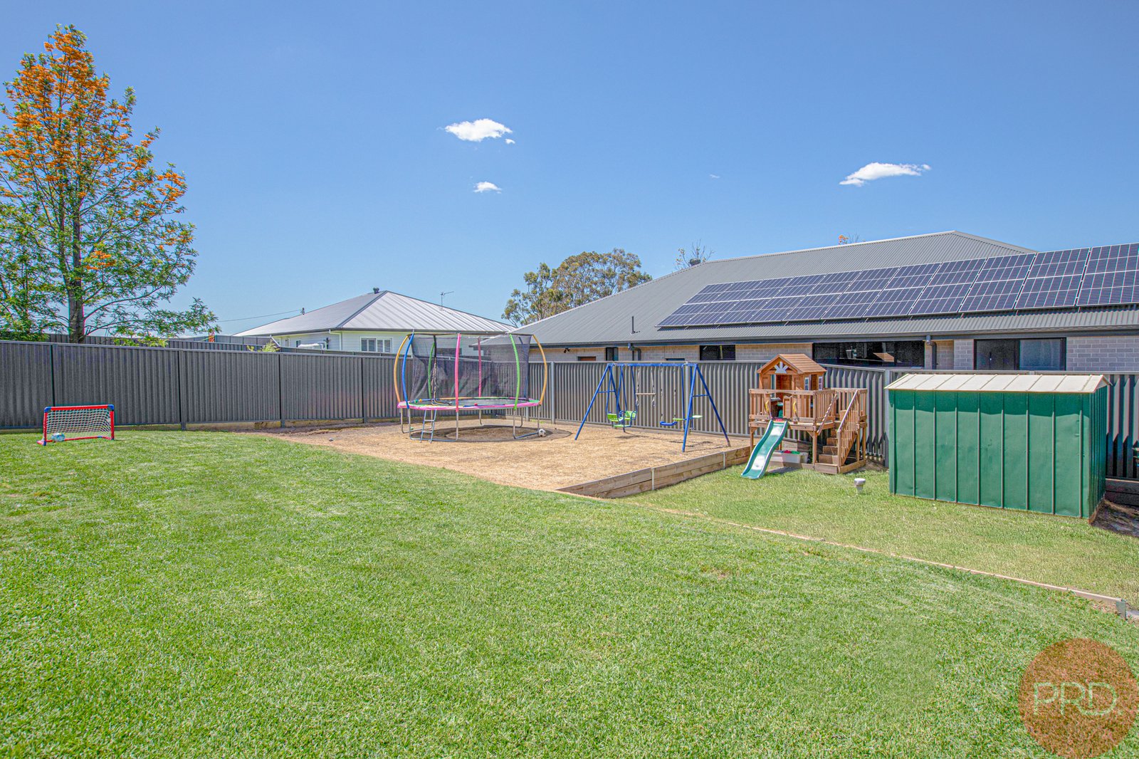 16 Windermere Road LOCHINVAR 24