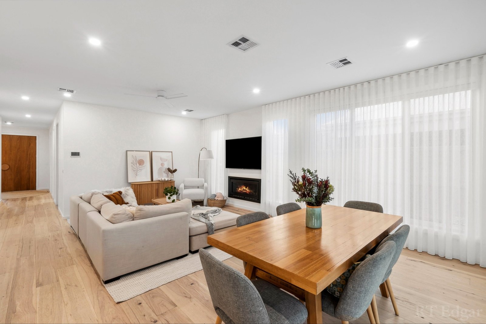 Real Estate and Property in 16 Wirilda Way, Point Lonsdale, VIC