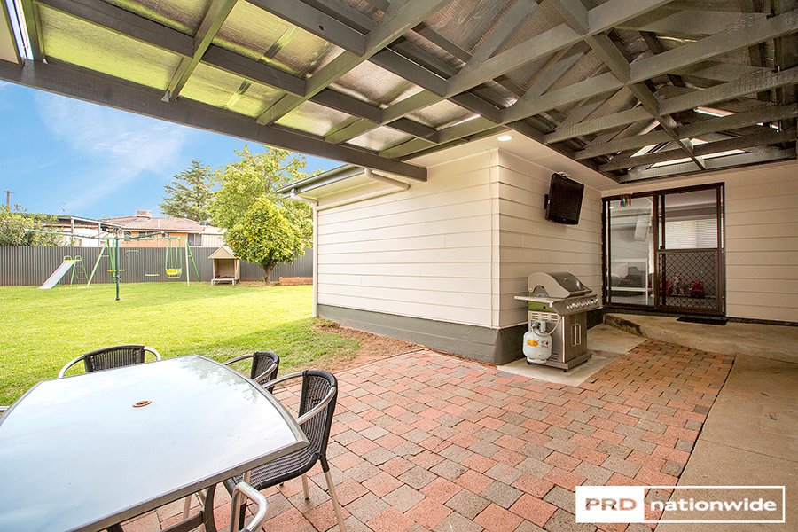 16 Wright Street TAMWORTH 9