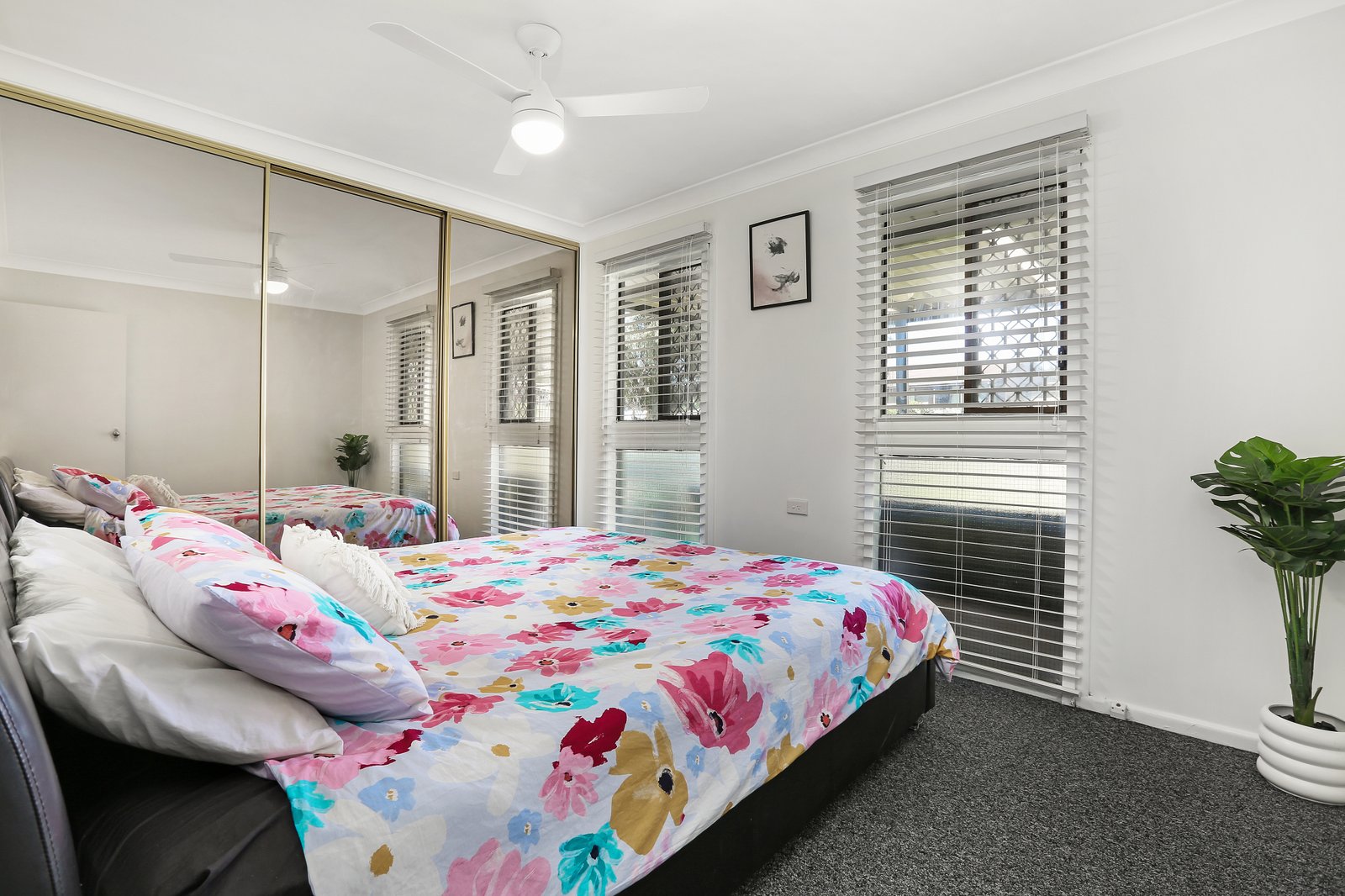 16 Wybalena Avenue KOONAWARRA 6