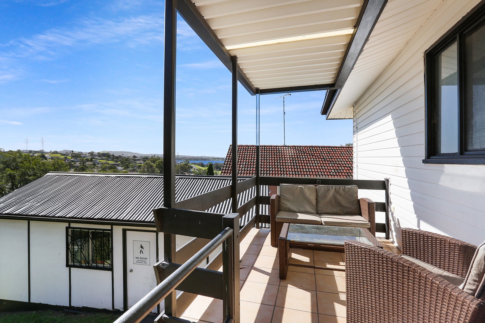 16 Wybalena Avenue KOONAWARRA 8