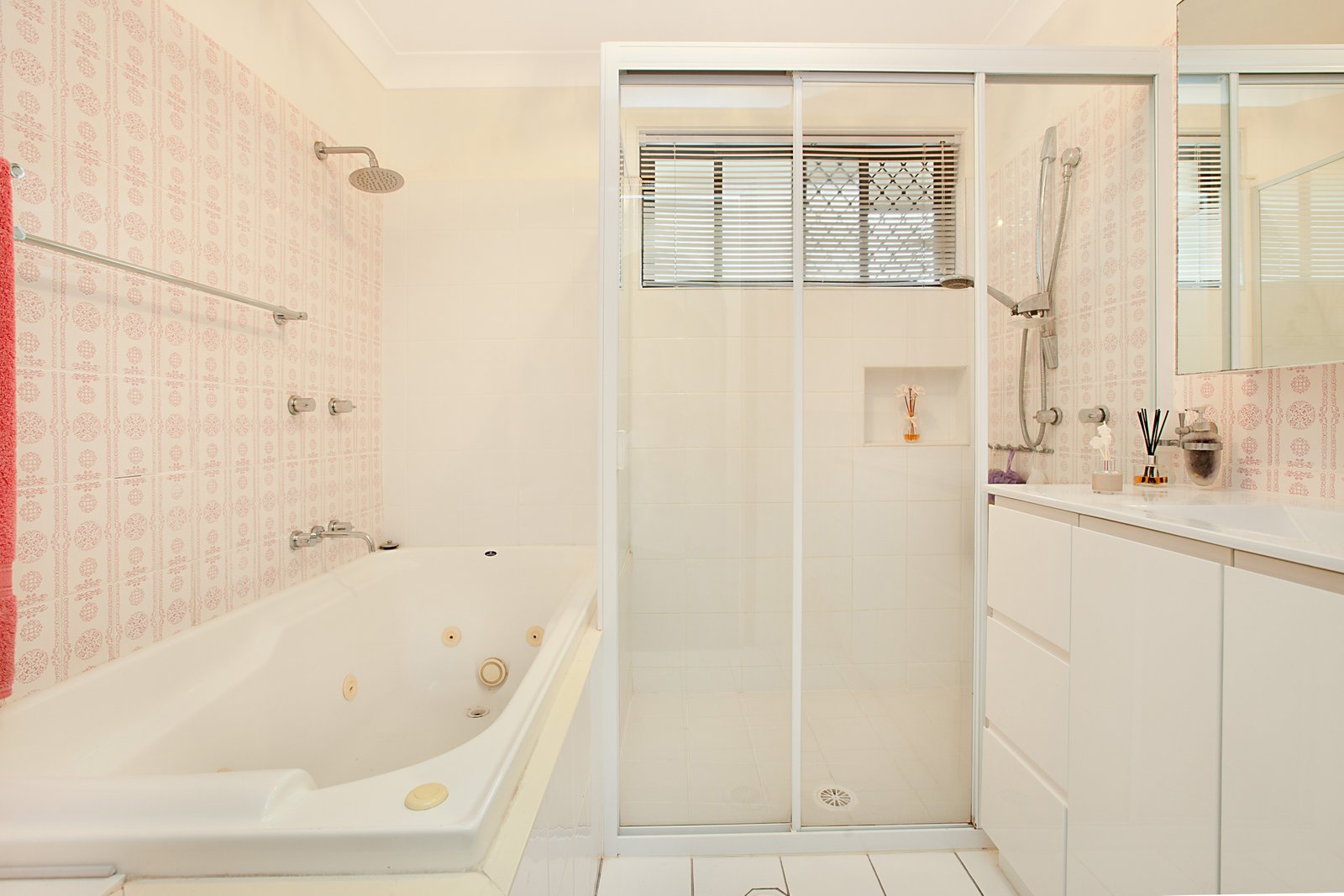 1/6 Wyuna Road TWEED HEADS WEST 7