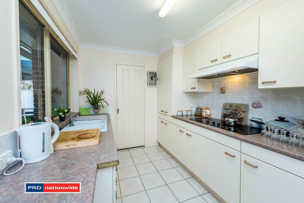 16 Yachtsman Crescent SALAMANDER BAY 9