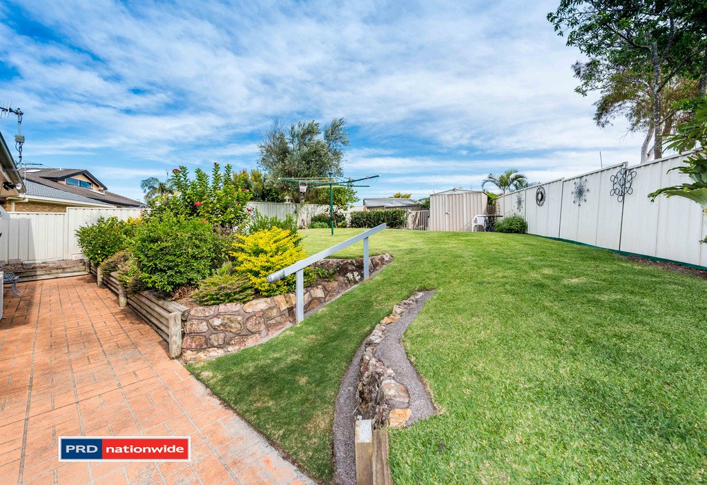 16 Yachtsman Crescent SALAMANDER BAY 17